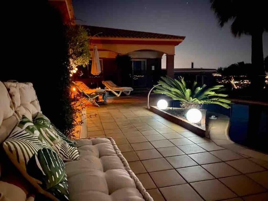 Villa Tu Pequeno Paraiso Calafell Exterior foto